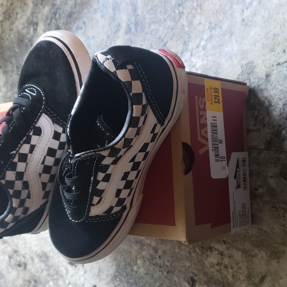 Black and white checkered vans